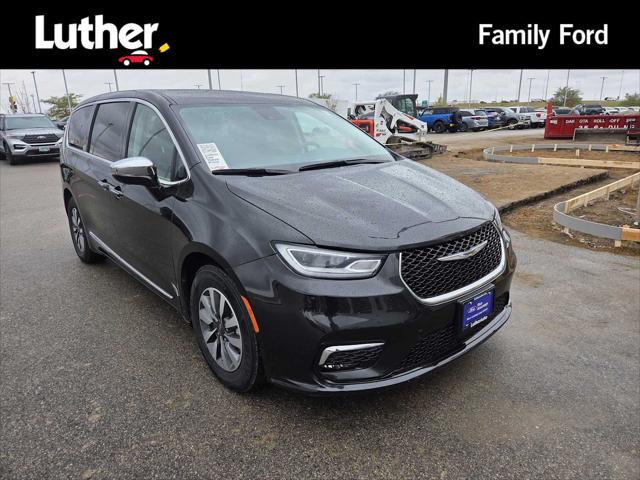 2023 Chrysler Pacifica Hybrid Limited for sale in Sierra Vista, AZ