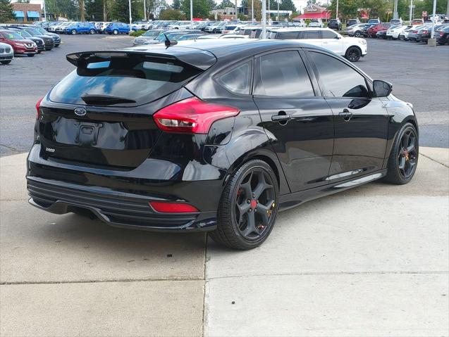 2017 Ford Focus ST