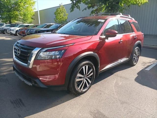 2025 Nissan Pathfinder Platinum FWD for sale in Madison, WI