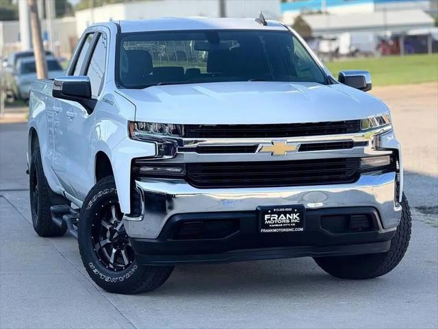 2020 Chevrolet Silverado 1500 2WD Double Cab Standard Bed LT for sale in Kansas City, KS