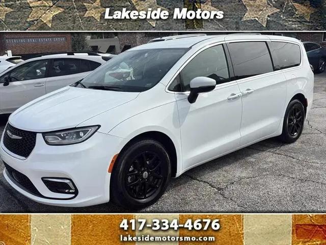 2023 Chrysler Pacifica Touring for sale in Branson, MO