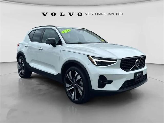 2024 Volvo XC40 B5 Plus Dark Theme for sale in Hyannis, MA