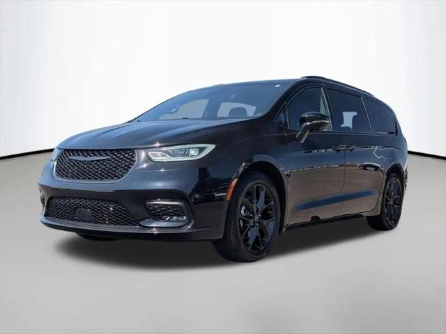 2025 Chrysler Pacifica Limited for sale in Sanford, NC