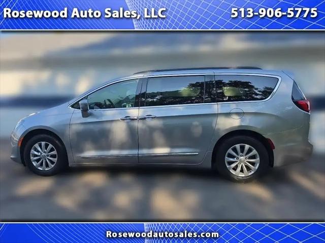 2017 Chrysler Pacifica Touring-L for sale in Hamilton, OH