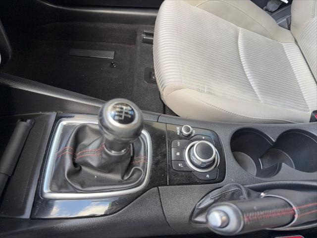 2016 Mazda Mazda3 i Touring