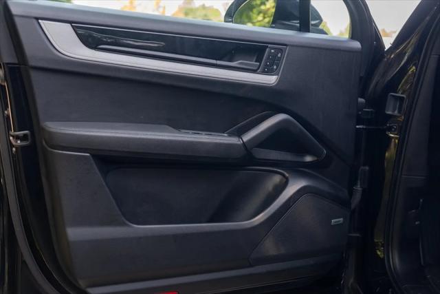 2025 Porsche Cayenne Cayenne