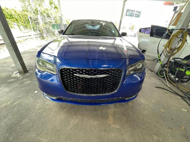 2019 Chrysler 300 Touring for sale in Miami, FL