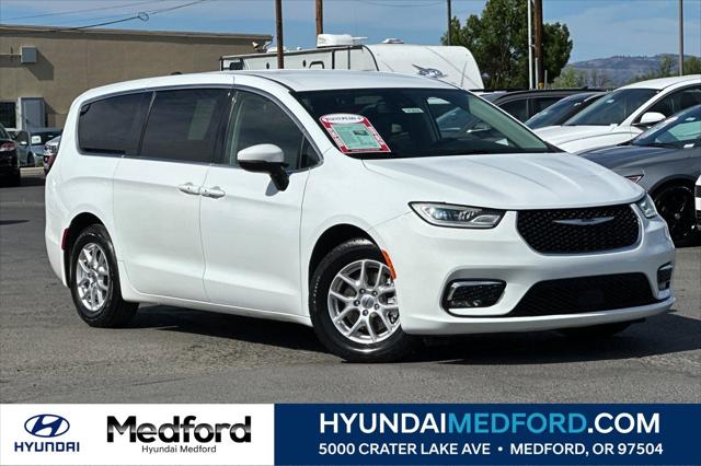 2023 Chrysler Pacifica Touring L for sale in Bend, OR