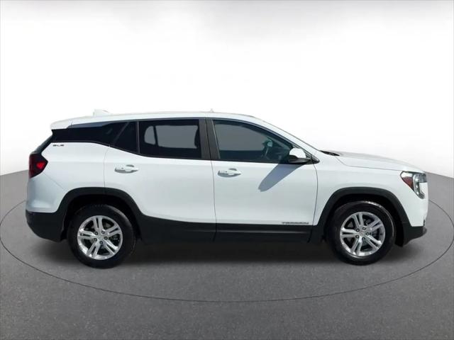 2024 GMC Terrain FWD SLE