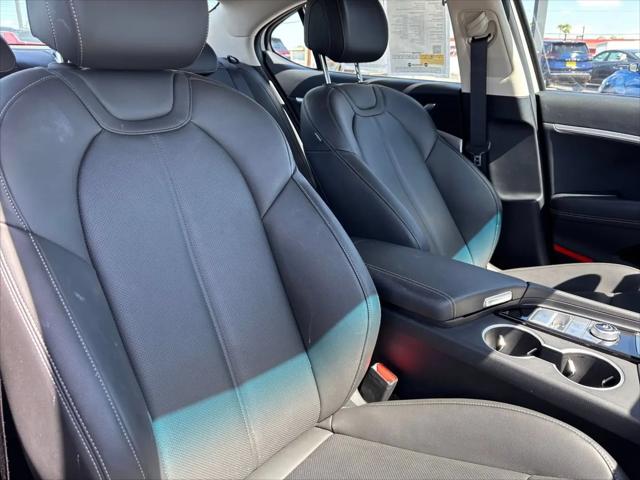 2026 Genesis G70 2.5T RWD