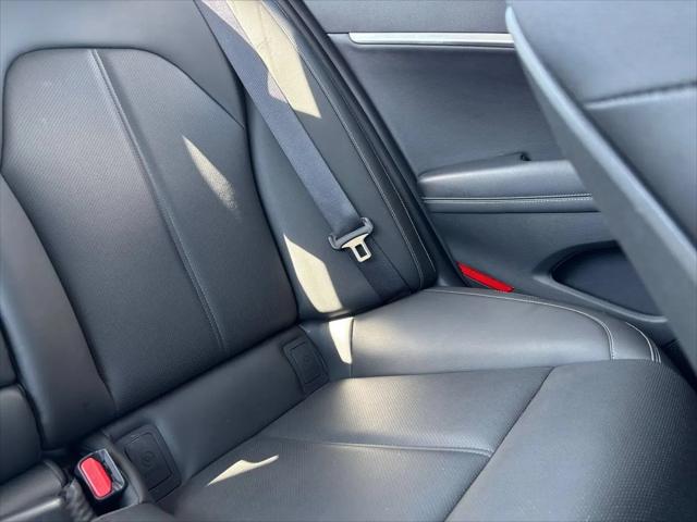 2026 Genesis G70 2.5T RWD