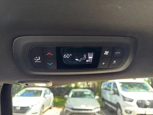 2025 Chrysler Pacifica Limited
