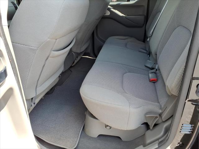 2021 Nissan Frontier Crew Cab SV 4x4
