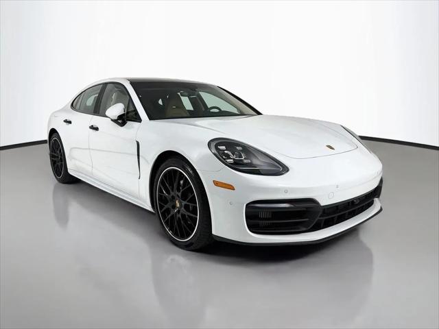 2022 Porsche Panamera 4