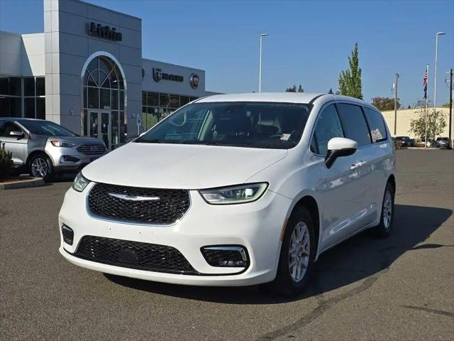 2023 Chrysler Pacifica Touring L for sale in Roseburg, OR