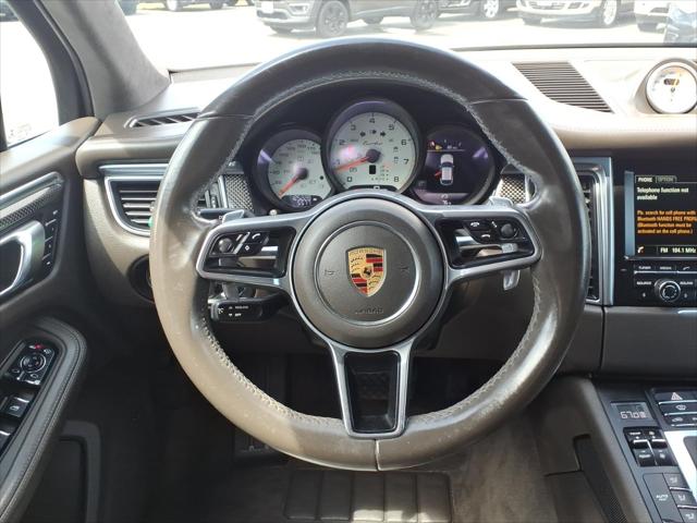 2016 Porsche Macan Turbo