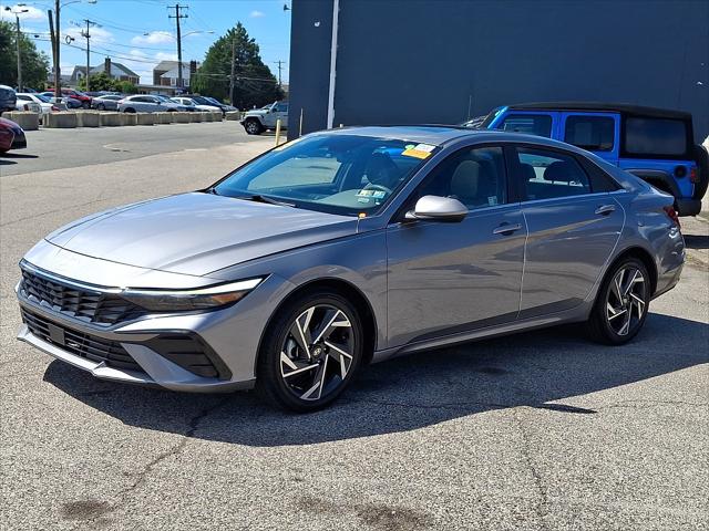 2025 Hyundai Elantra SEL Convenience 2025 Hyundai Elantra SEL Convenience