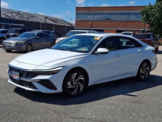 2025 Hyundai Elantra SEL Convenience