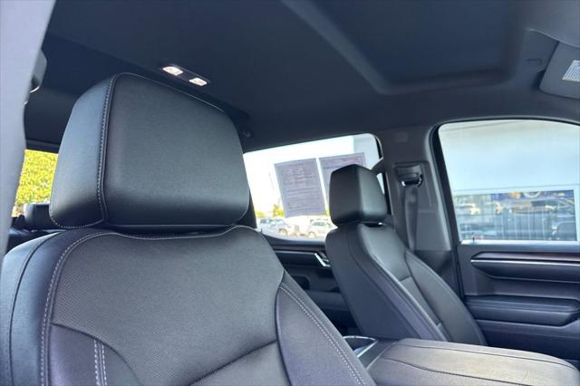 2023 GMC Sierra 1500 4WD Crew Cab Standard Box SLT