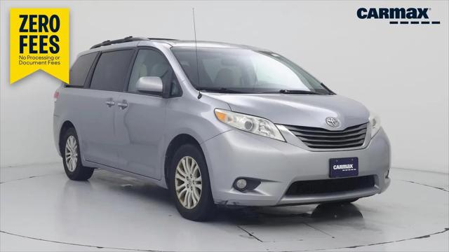 2014 Toyota Sienna XLE V6 8 Passenger for sale in Katy, TX