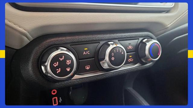 2021 Nissan Versa SV Xtronic CVT
