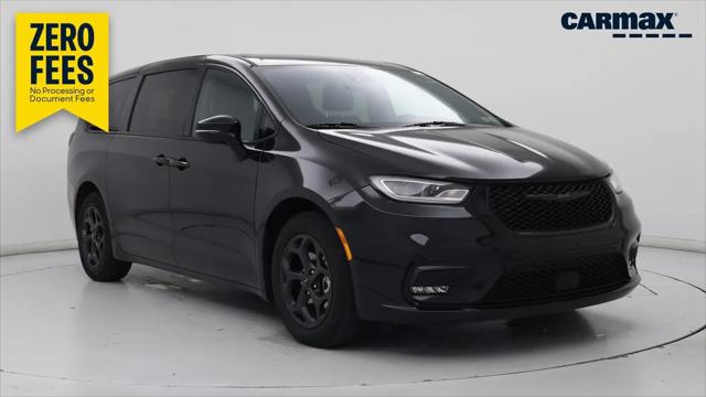 2023 Chrysler Pacifica Hybrid Limited for sale in Lancaster, PA
