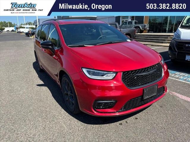 2025 Chrysler Pacifica Limited for sale in Milwaukie, OR