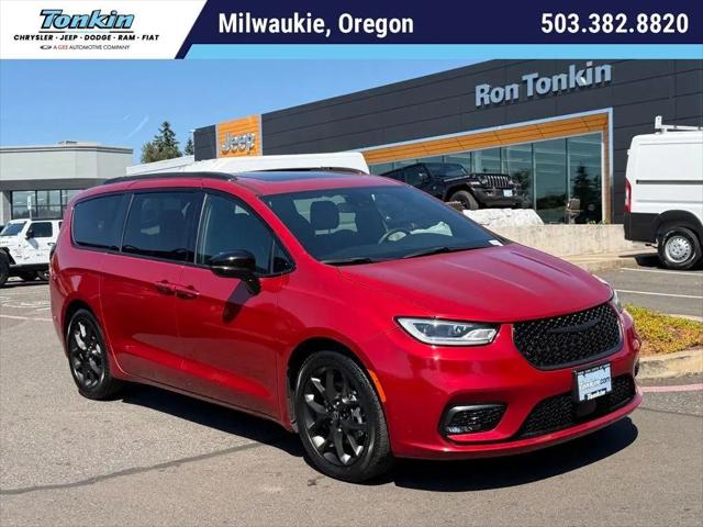 2025 Chrysler Pacifica Limited for sale in Milwaukie, OR