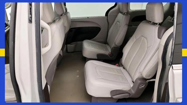 2020 Chrysler Pacifica Touring L