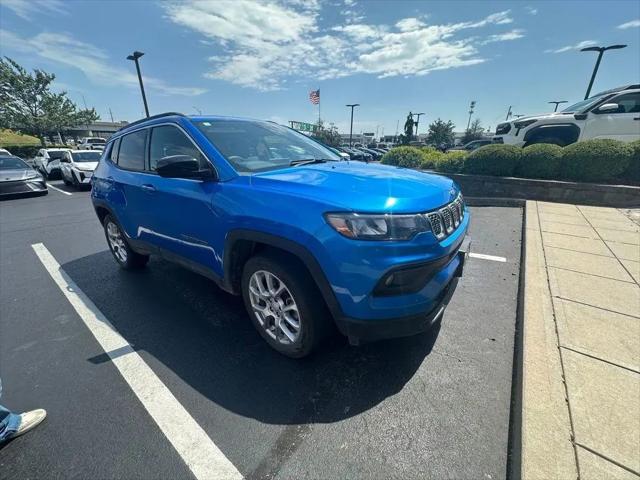 2023 Jeep Compass Latitude Lux FWD for sale in Springfield, MO