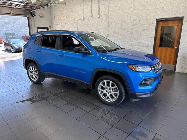 2023 Jeep Compass Latitude Lux FWD for sale in Springfield, MO