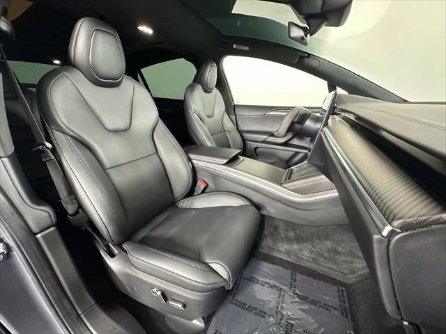 2023 Tesla Model X Standard Range
