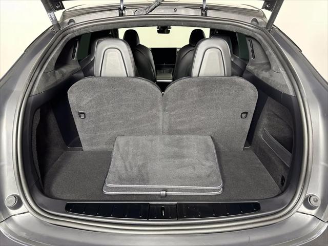 2023 Tesla Model X Standard Range