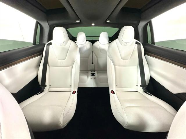 2023 Tesla Model X Standard Range