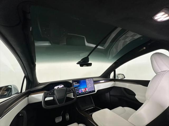 2023 Tesla Model X Standard Range