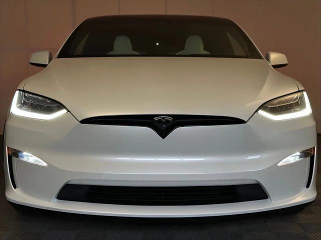 2023 Tesla Model X Standard Range