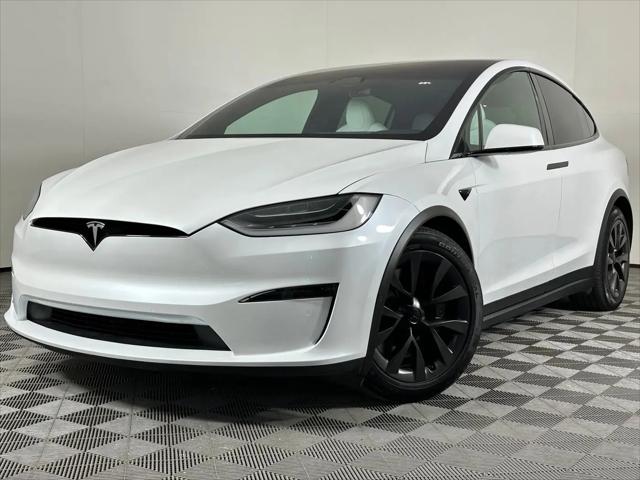 2023 Tesla Model X Standard Range