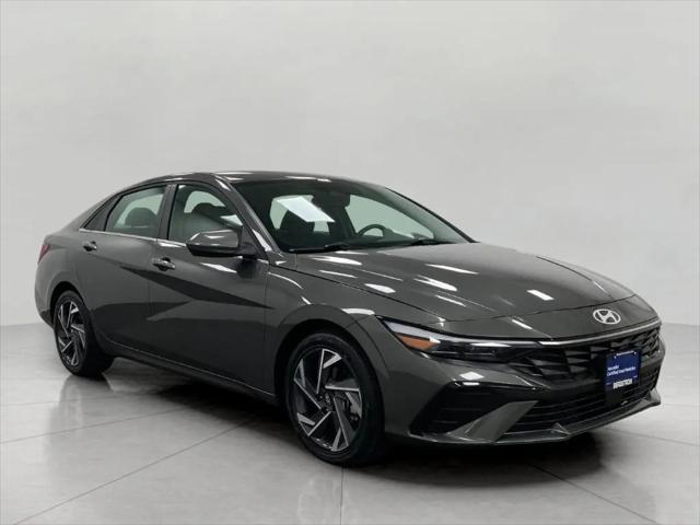 2025 Hyundai Elantra SEL Convenience for sale in Appleton, WI