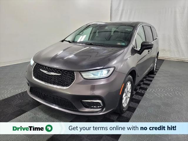 2023 Chrysler Pacifica Touring L for sale in Pittsburgh, PA
