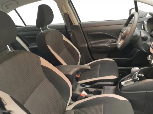 2020 Nissan Versa SV Xtronic CVT