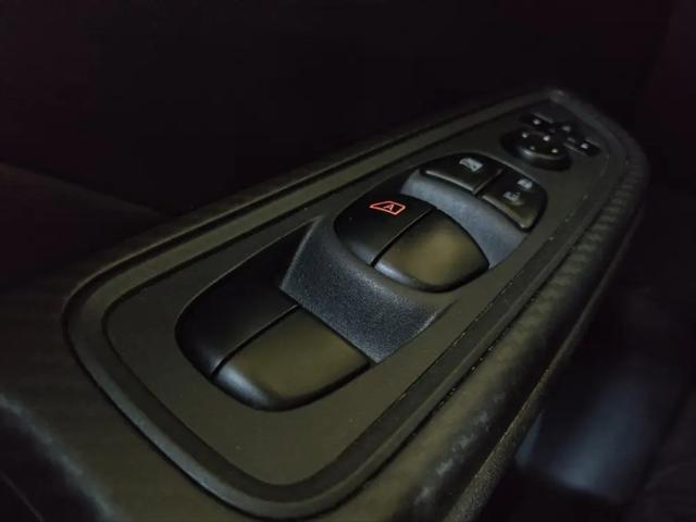 2020 Nissan Versa SV Xtronic CVT