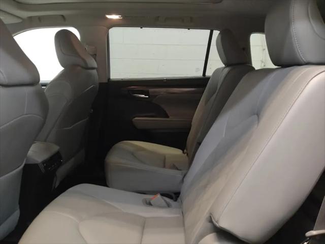 2020 Toyota Highlander Platinum