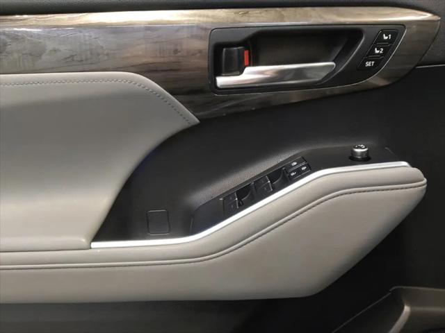 2020 Toyota Highlander Platinum