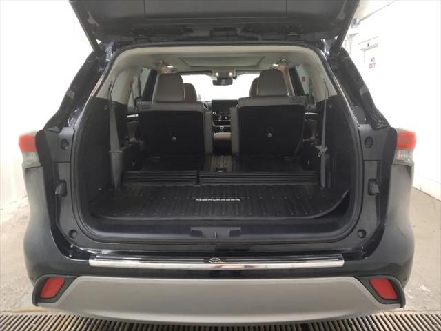 2020 Toyota Highlander Platinum