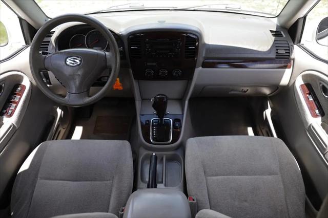 2004 Suzuki XL-7 EX