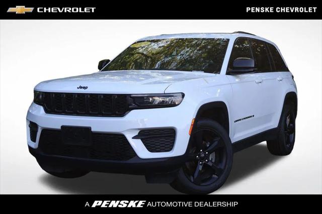 2023 Jeep Grand Cherokee Altitude 4x4 for sale in Indianapolis, IN