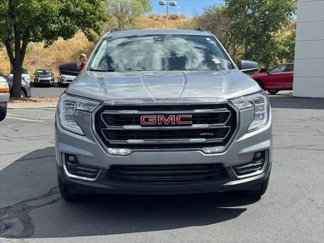 2023 GMC Terrain AWD AT4
