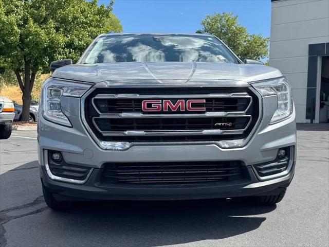 2023 GMC Terrain AWD AT4