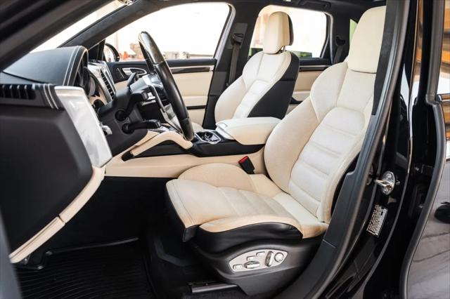 2016 Porsche Cayenne Turbo