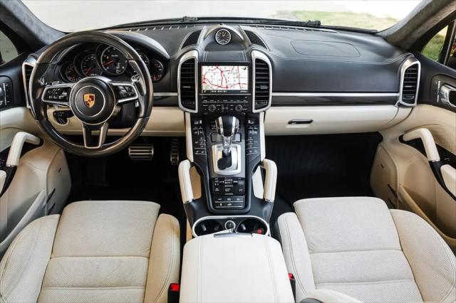 2016 Porsche Cayenne Turbo